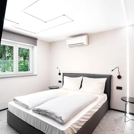 Black Pearl Apartment By Locap Group * بورتوروز