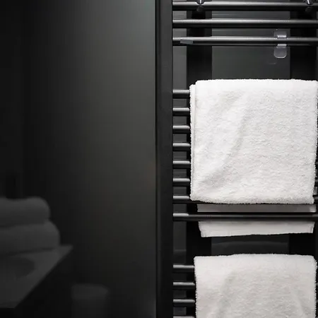 Black Pearl Apartment By Locap Group بورتوروز